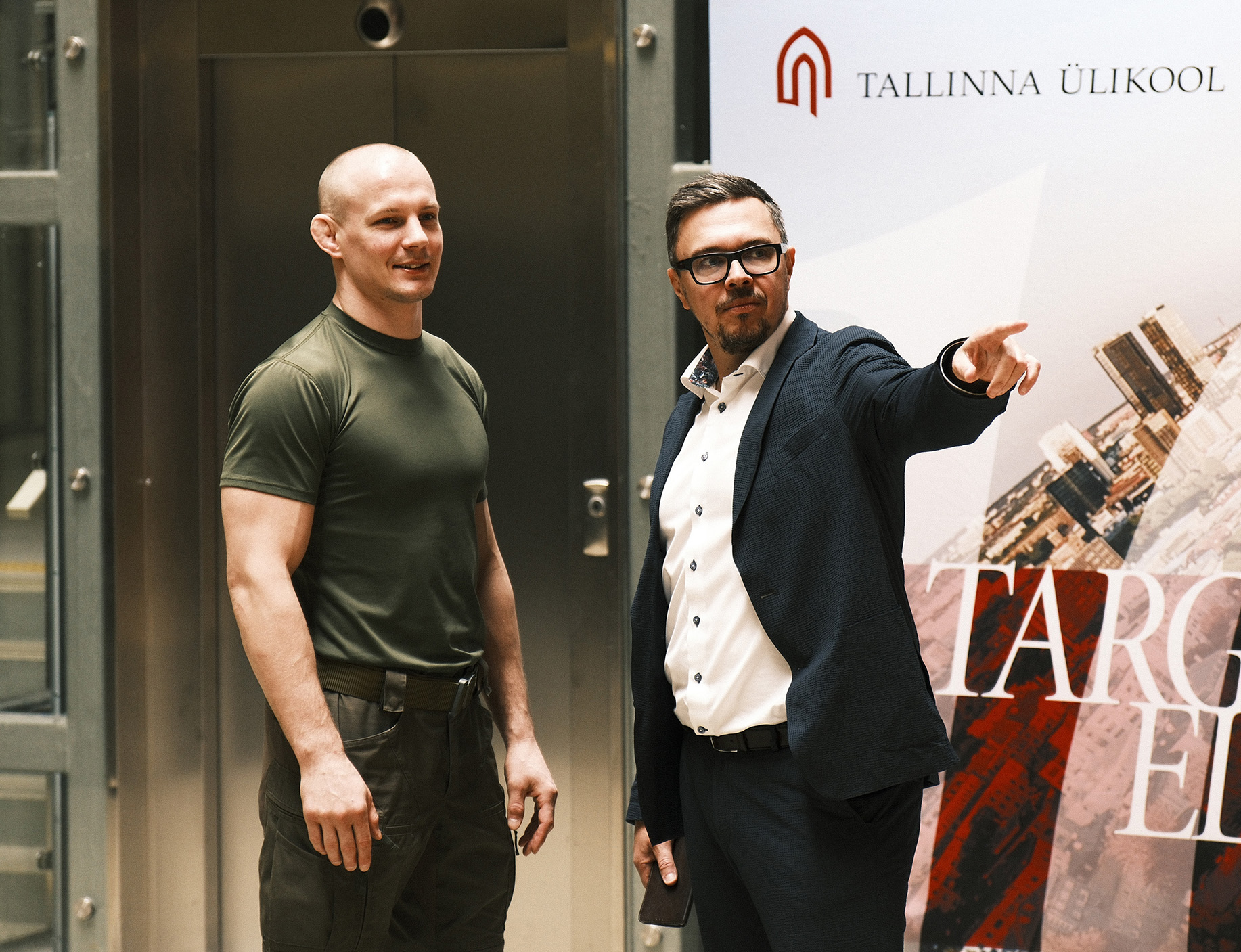 Raidole näitan